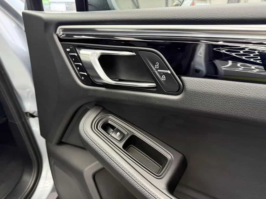 Porsche Macan S *Approved*Scheckheft*Metallic* 09/2021-photo-19