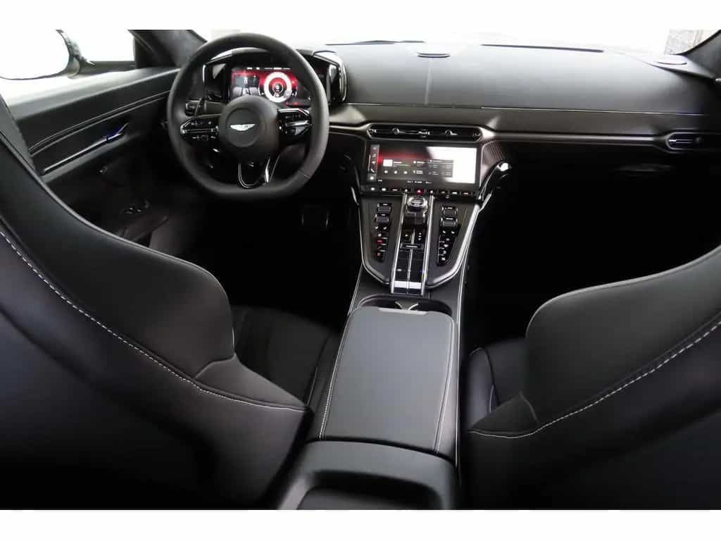 Aston Martin V8 Vantage Carbonpaket 05/2025-photo-10