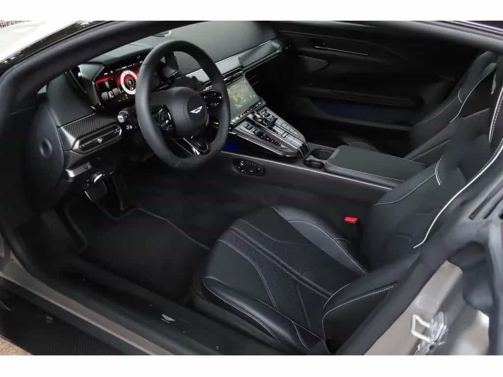 Aston Martin V8 Vantage Carbonpaket 05/2025-photo-5