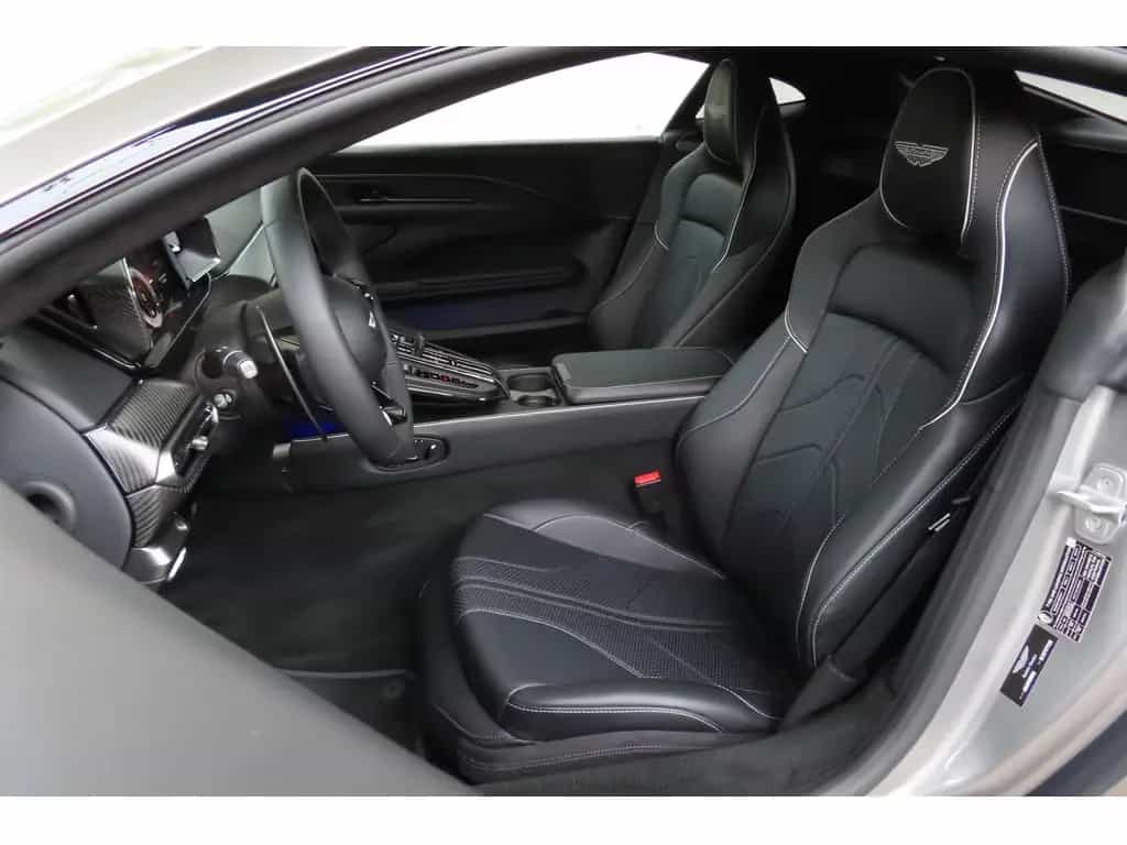 Aston Martin V8 Vantage Carbonpaket 05/2025-photo-6