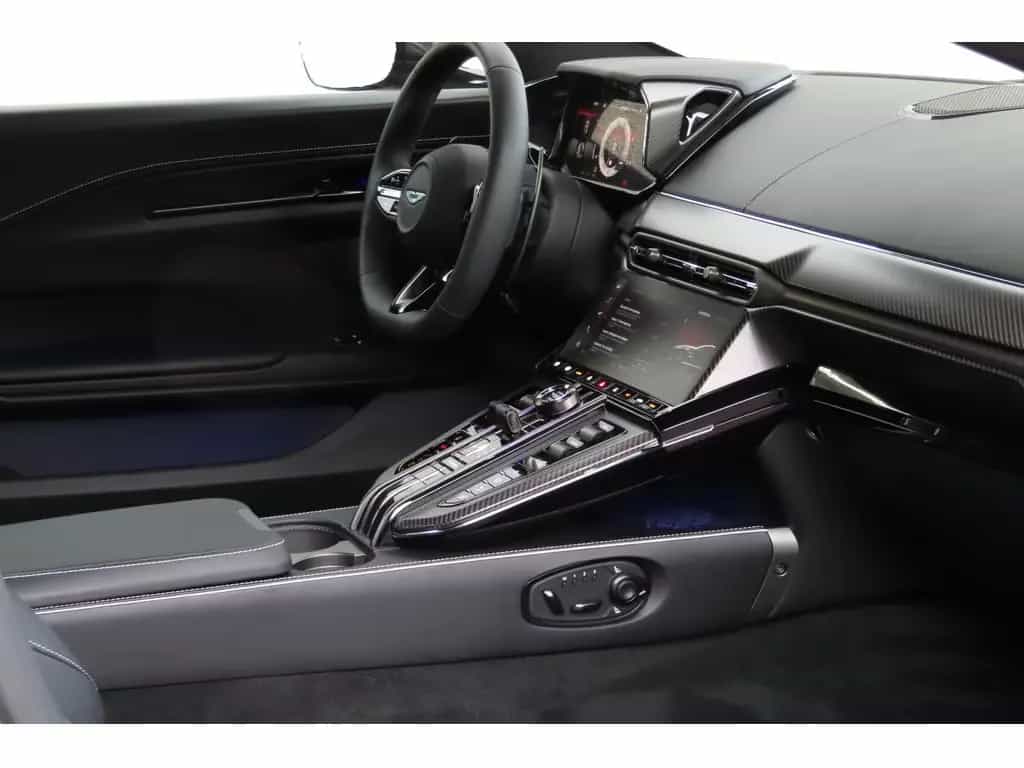 Aston Martin V8 Vantage Carbonpaket 05/2025-photo-8