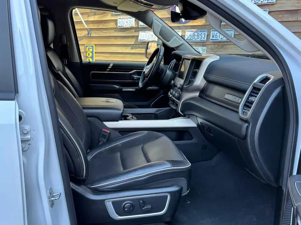 Dodge RAM 1500 Laramie LED AHK LPG Memory LPG 07/2023-photo-27