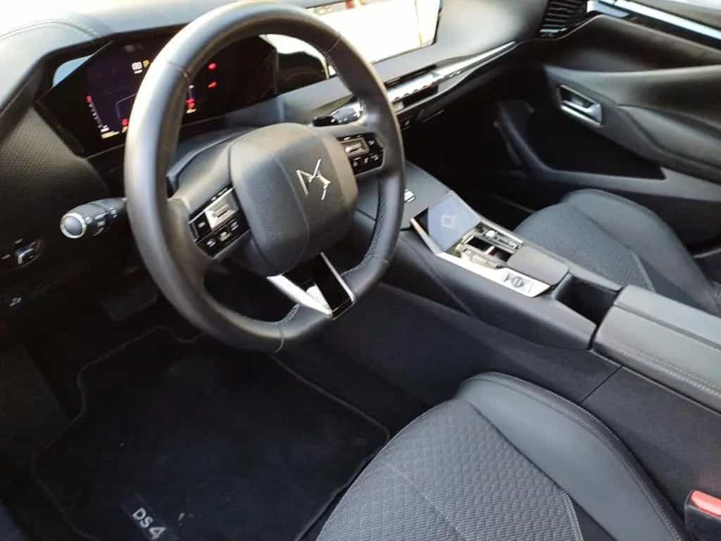 DS Automobiles DS4 Trocadero 03/2023-photo-14