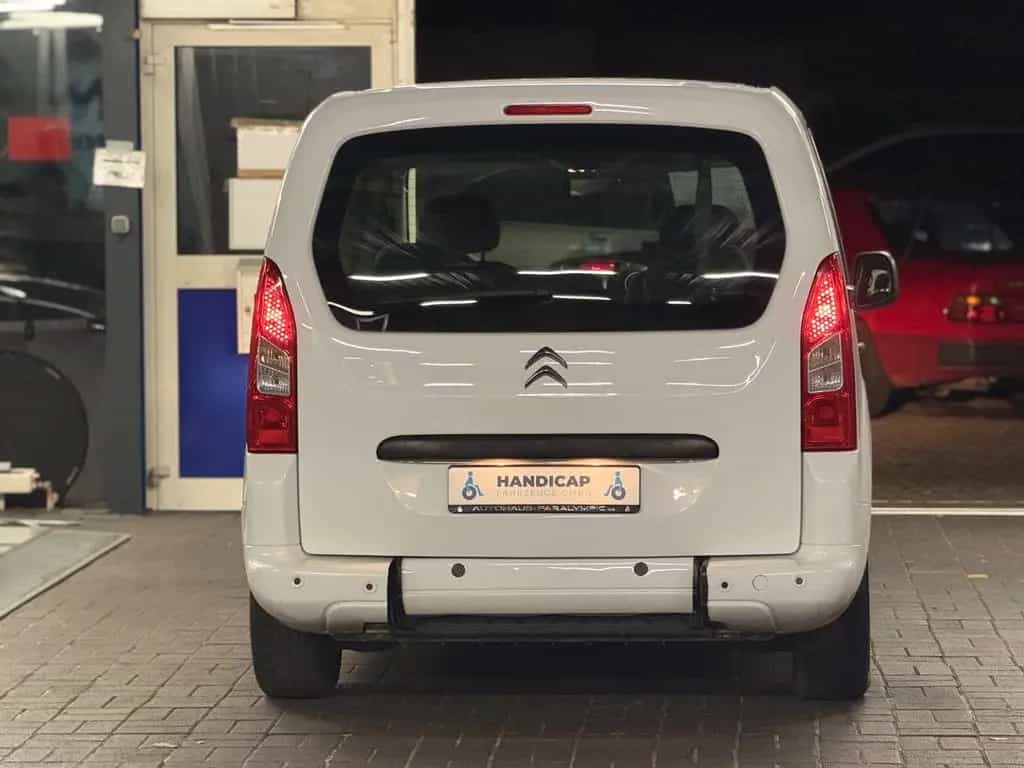 Citroën Berlingo Behindertengerecht-Rampe 4+1 01/2018-photo-11