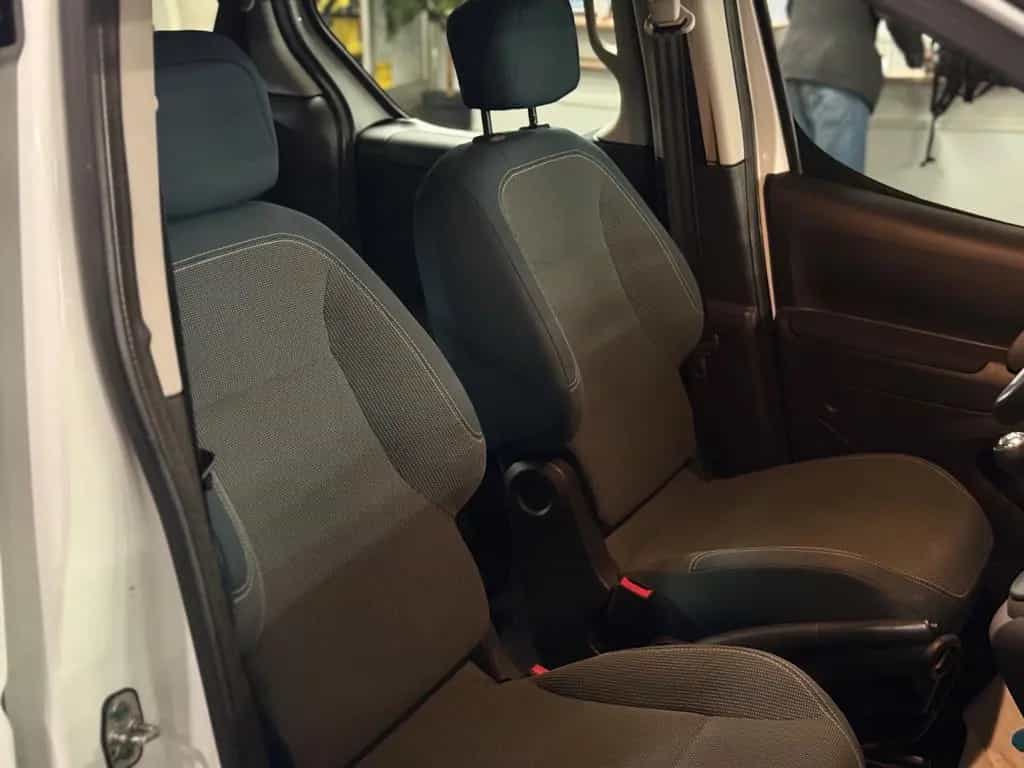 Citroën Berlingo Behindertengerecht-Rampe 4+1 01/2018-photo-13