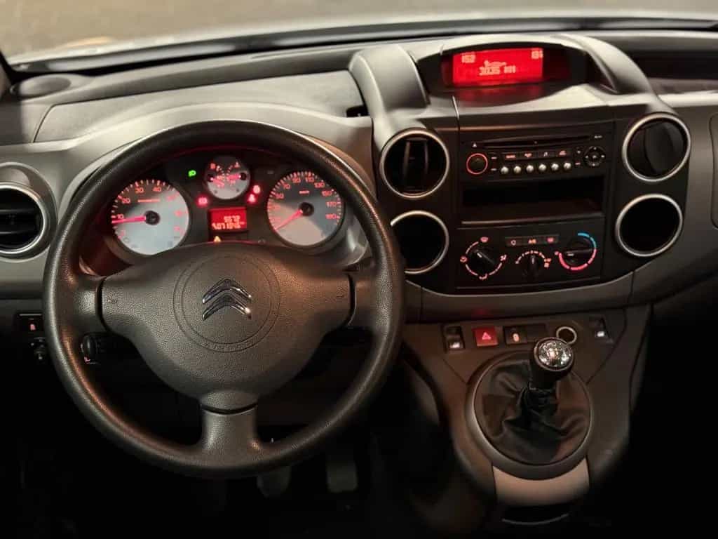 Citroën Berlingo Behindertengerecht-Rampe 4+1 01/2018-photo-19