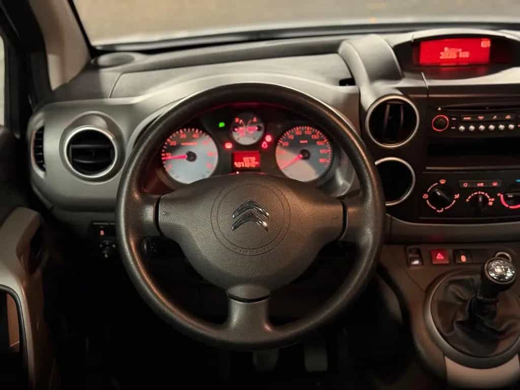 Citroën Berlingo Behindertengerecht-Rampe 4+1 01/2018-photo-21