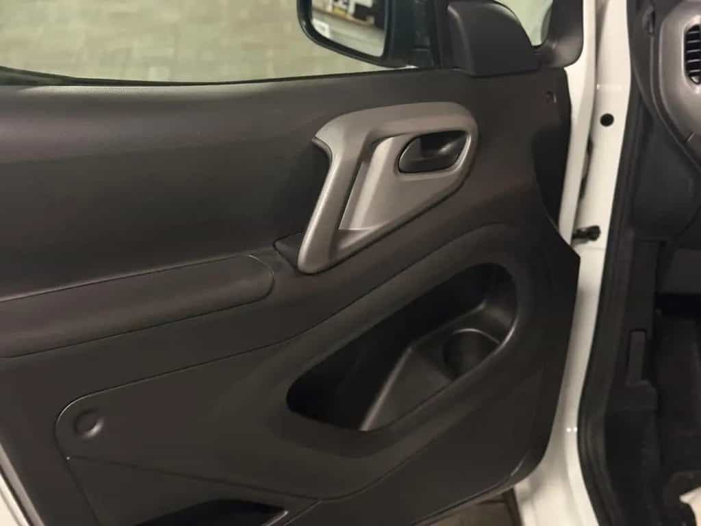 Citroën Berlingo Behindertengerecht-Rampe 4+1 01/2018-photo-25
