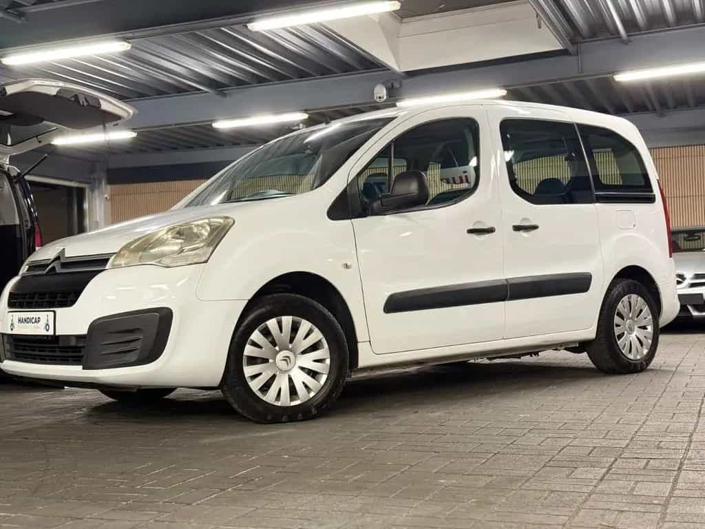 Citroën Berlingo Behindertengerecht-Rampe 4+1 01/2018-photo-37