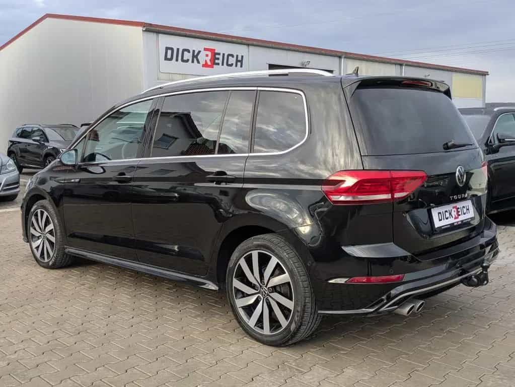 Volkswagen Touran 2.0 DSG R-Line High. Pano 7-Si IQ.Dri AHK 06/2025-photo-4