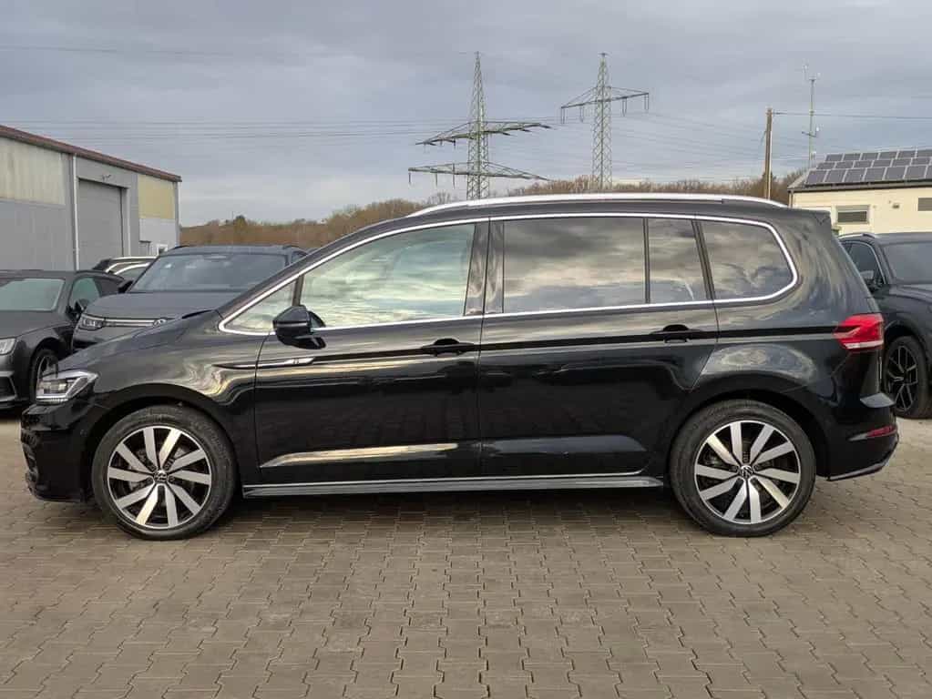 Volkswagen Touran 2.0 DSG R-Line High. Pano 7-Si IQ.Dri AHK 06/2025-photo-5