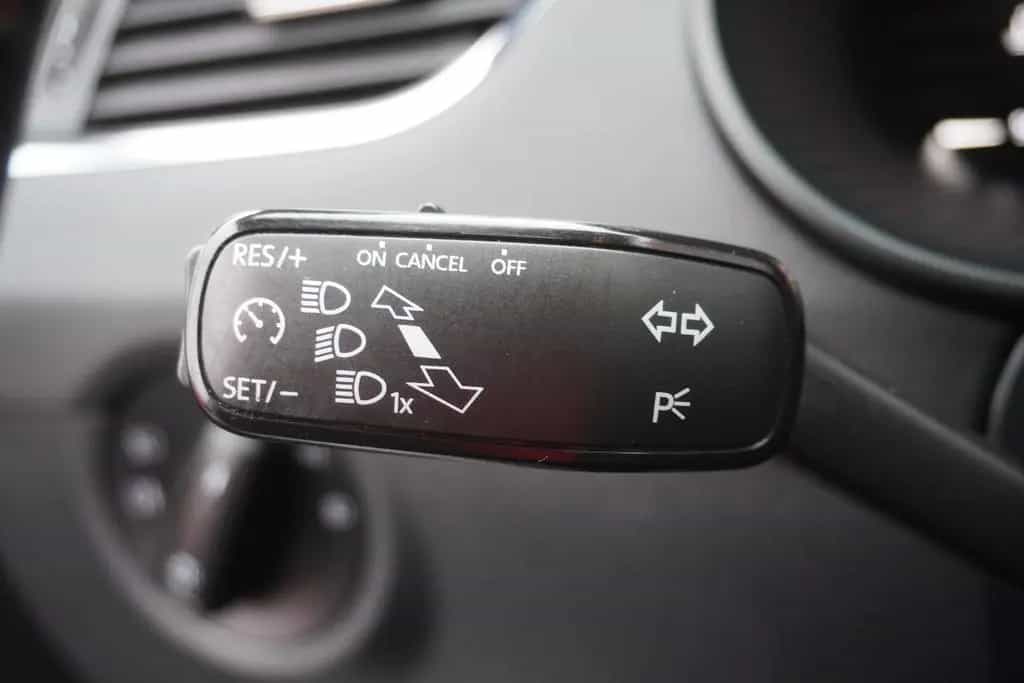 Skoda Octavia Combi 2.0 TSI DSG RS 245 LED Navi Kamera 08/2020-photo-20