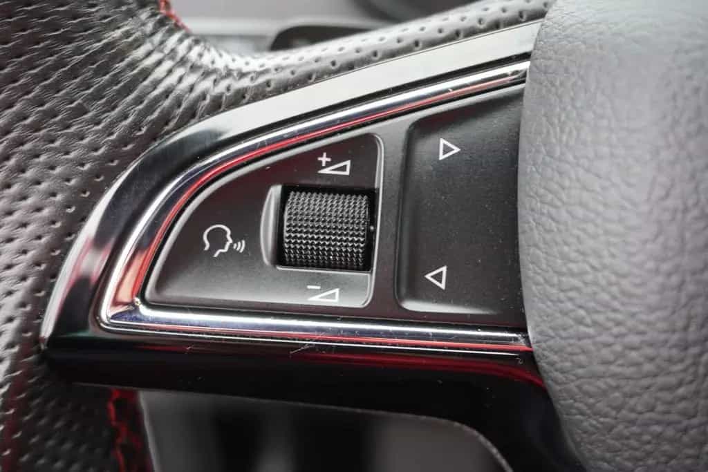 Skoda Octavia Combi 2.0 TSI DSG RS 245 LED Navi Kamera 08/2020-photo-22