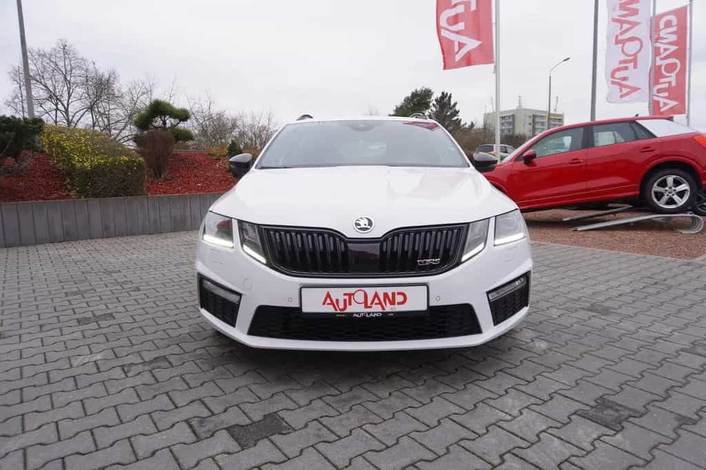 Skoda Octavia Combi 2.0 TSI DSG RS 245 LED Navi Kamera 08/2020-photo-5