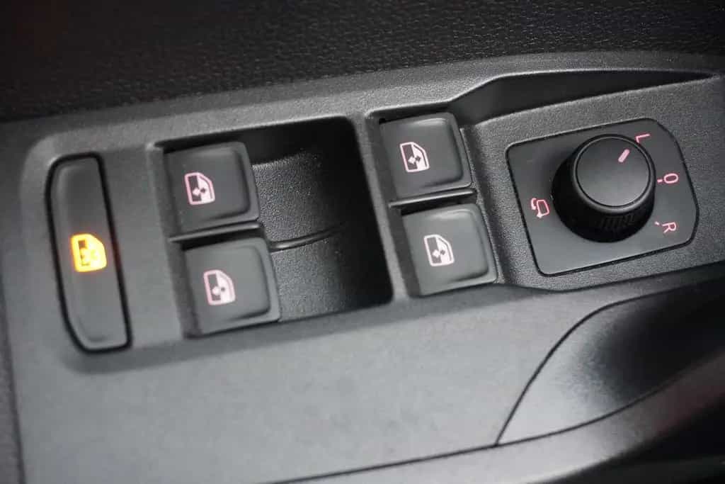 Seat Arona 1.0 TSI Style LED Sitzheizung FullLink 03/2022-photo-24