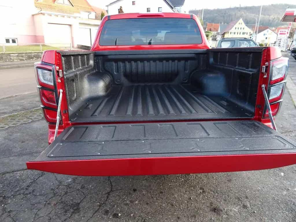 Isuzu D-Max Double Cab V-Cross null-photo-4