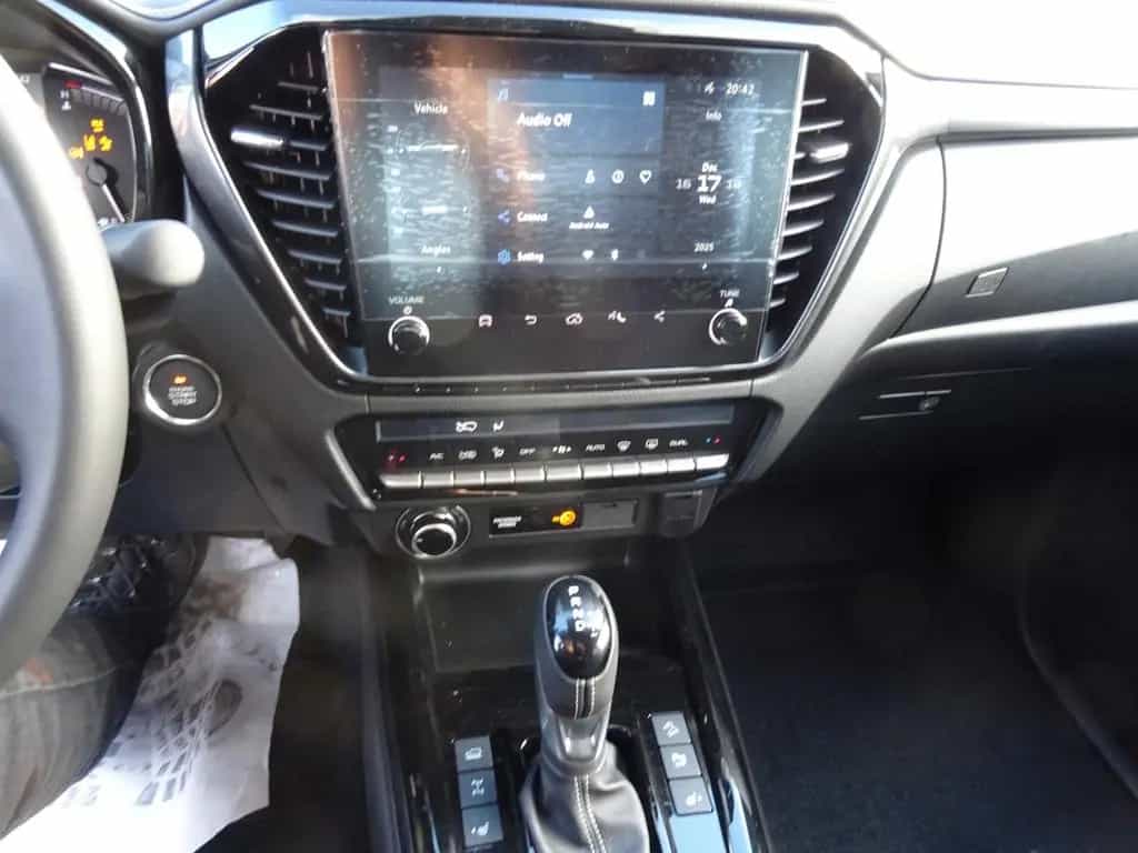 Isuzu D-Max Double Cab V-Cross null-photo-9