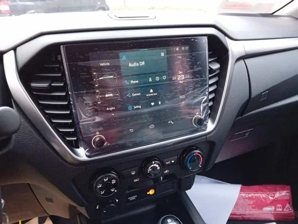 Isuzu D-Max Double rot sofort bis 18% Nachlass auf UVP null-photo-4