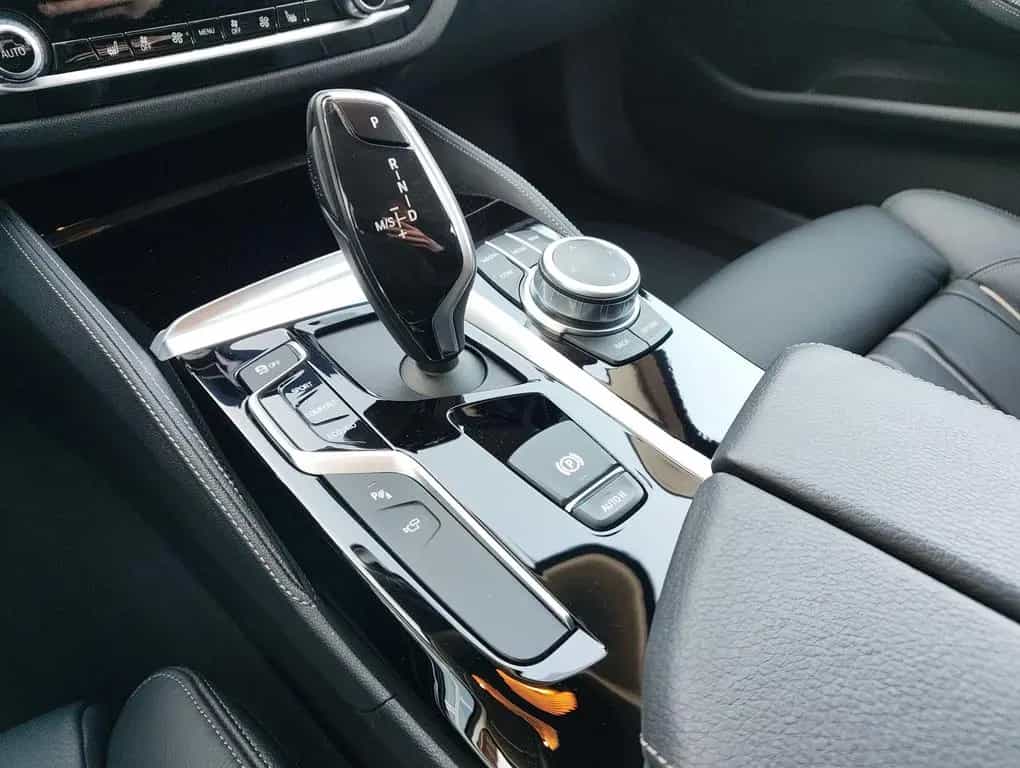 BMW 520 d xDrive Touring 02/2020-photo-12