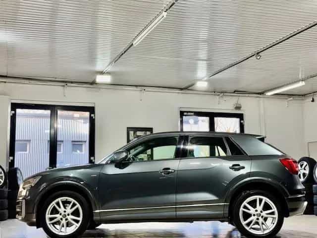 Audi Q2 *sport*S-line Sport-Paket/Plus*RFK*AHK*GRA*DAB 10/2017-photo-1