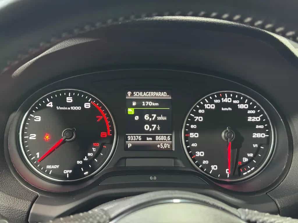 Audi Q2 *sport*S-line Sport-Paket/Plus*RFK*AHK*GRA*DAB 10/2017-photo-11