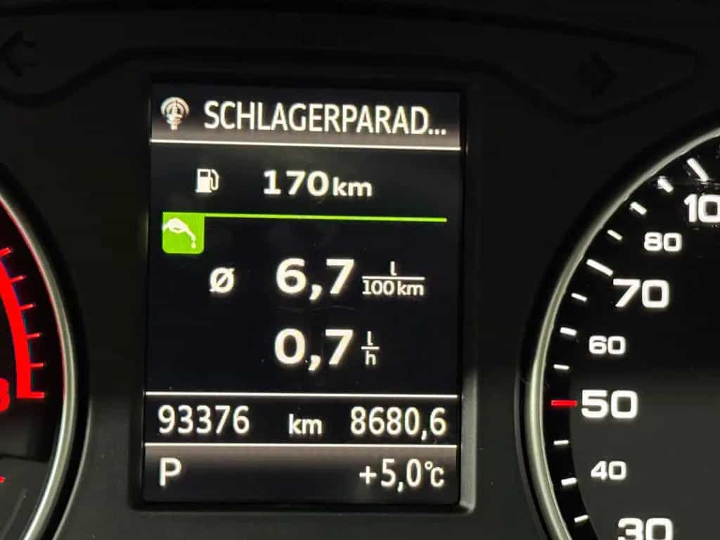 Audi Q2 *sport*S-line Sport-Paket/Plus*RFK*AHK*GRA*DAB 10/2017-photo-12