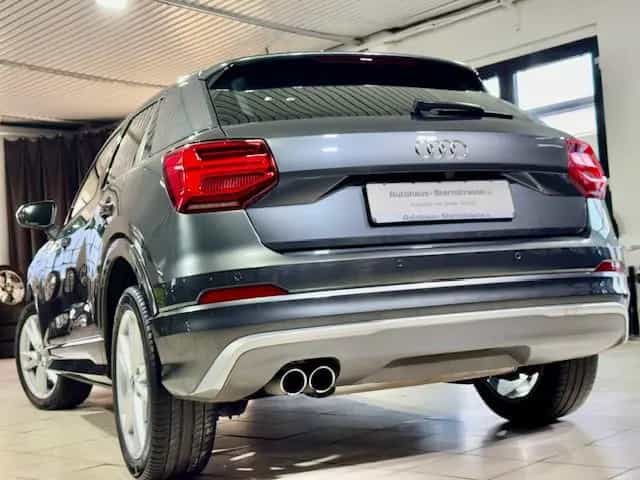 Audi Q2 *sport*S-line Sport-Paket/Plus*RFK*AHK*GRA*DAB 10/2017-photo-2