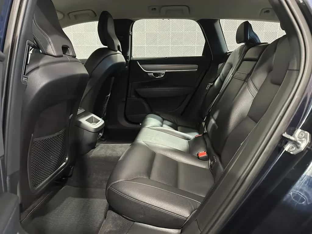 Volvo V90 Kombi AWD*MOMENTUM*LED-R.KAM-ST.H-MEMO-LEDER 08/2018-photo-22
