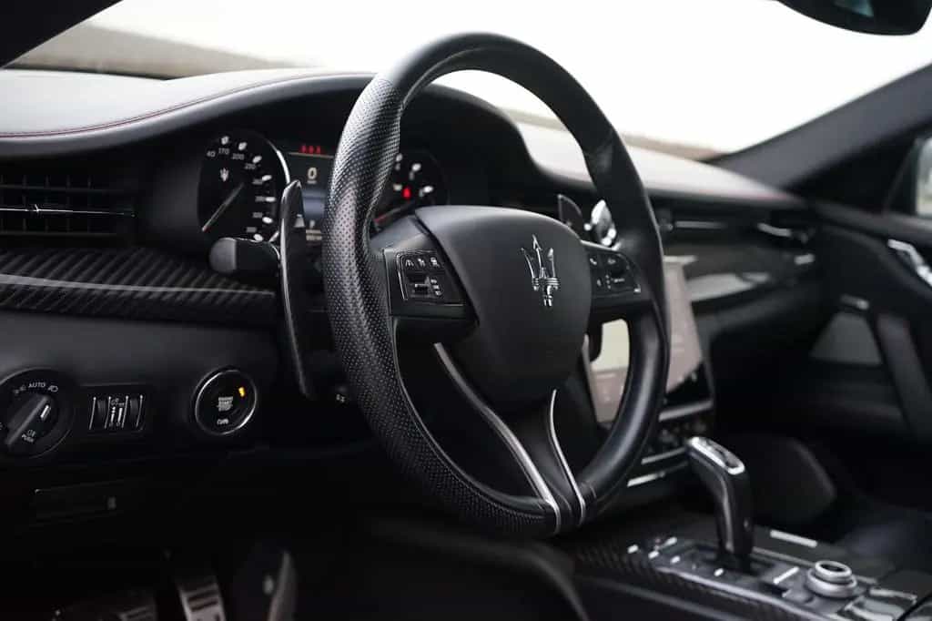 Maserati Quattroporte Trofeo*CARBON*MY23*B&W*360*SOFT* 12/2022-photo-18