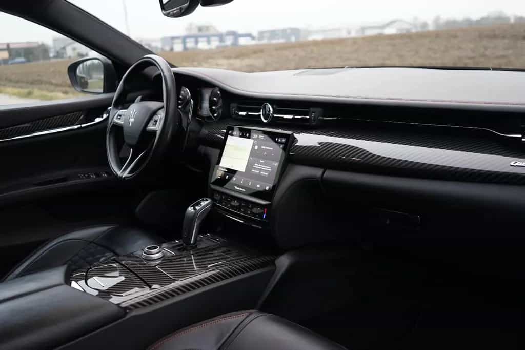 Maserati Quattroporte Trofeo*CARBON*MY23*B&W*360*SOFT* 12/2022-photo-28