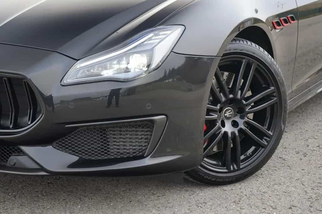 Maserati Quattroporte Trofeo*CARBON*MY23*B&W*360*SOFT* 12/2022-photo-9