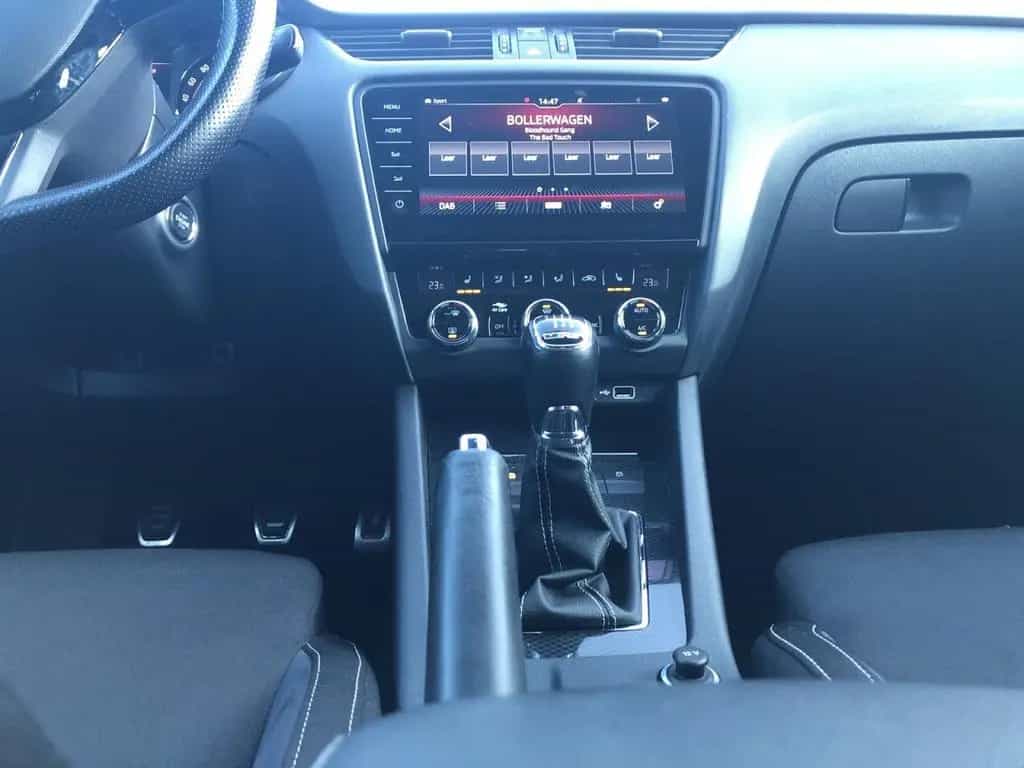 Skoda Octavia Combi RS245 2.0 TSI NAVI+WSS BEHEIZT+PDC 05/2019-photo-5