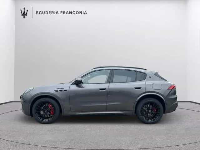 Maserati Grecale 2.0 MHEV Modena Auto 4WD 10/2025-photo-1