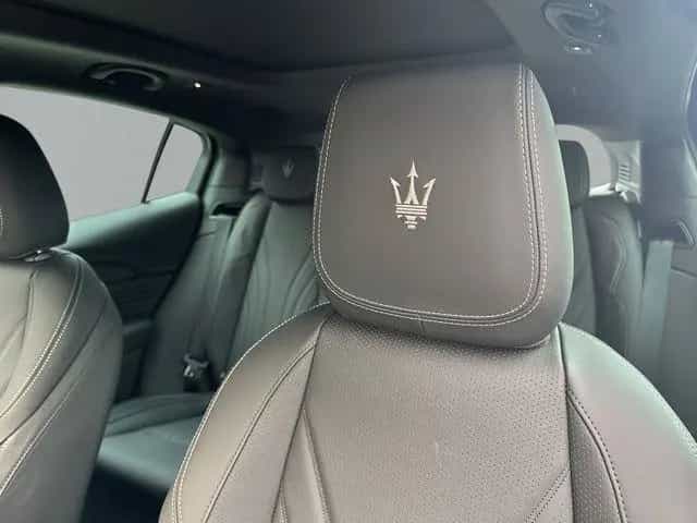 Maserati Grecale 2.0 MHEV Modena Auto 4WD 10/2025-photo-8