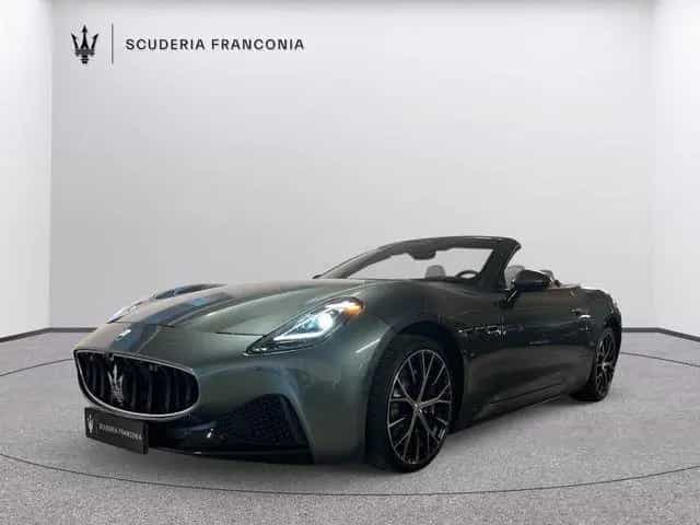 Maserati GranCabrio 361 kW 3.0 V6 AWD null-photo-0