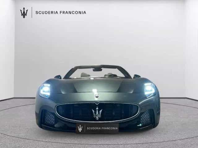 Maserati GranCabrio 361 kW 3.0 V6 AWD null-photo-1