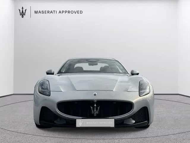 Maserati Granturismo 361 kW 3.0 V6 AWD Modena 06/2023-photo-4