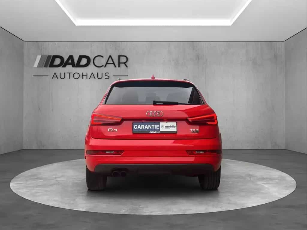 Audi Q3 2.0 TFSI quattro S tronic *LED*PANO*LEDER* 10/2017-photo-3