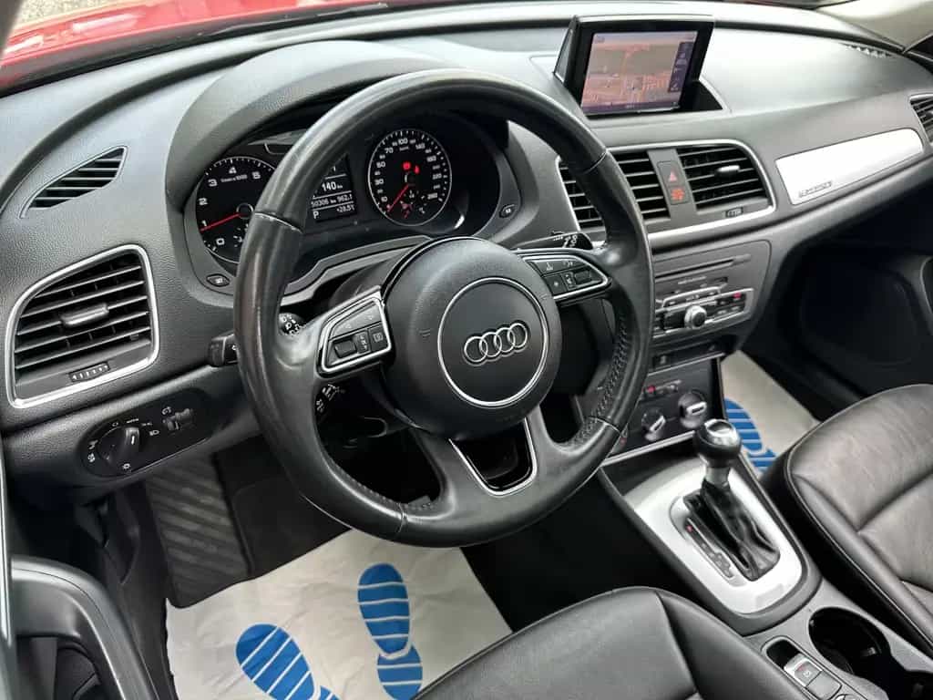 Audi Q3 2.0 TFSI quattro S tronic *LED*PANO*LEDER* 10/2017-photo-4