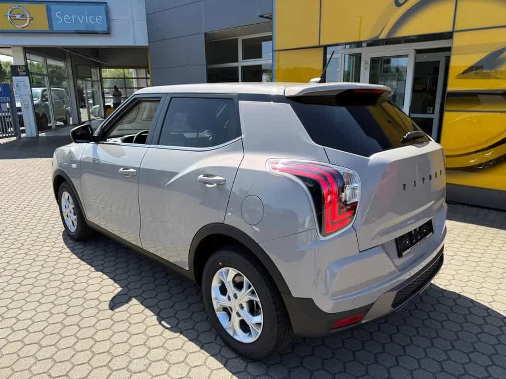 KGM Tivoli Nomad 6/AT 2WD Sitzheizung+Rückfahrkamera null-photo-16
