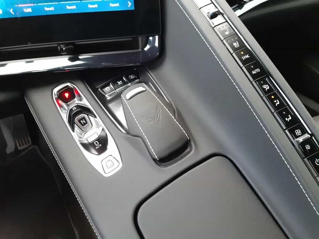 Corvette C8 Coupe 2LT 6.2V8|Magnetic|Lift|Europamodell 03/2025-photo-22