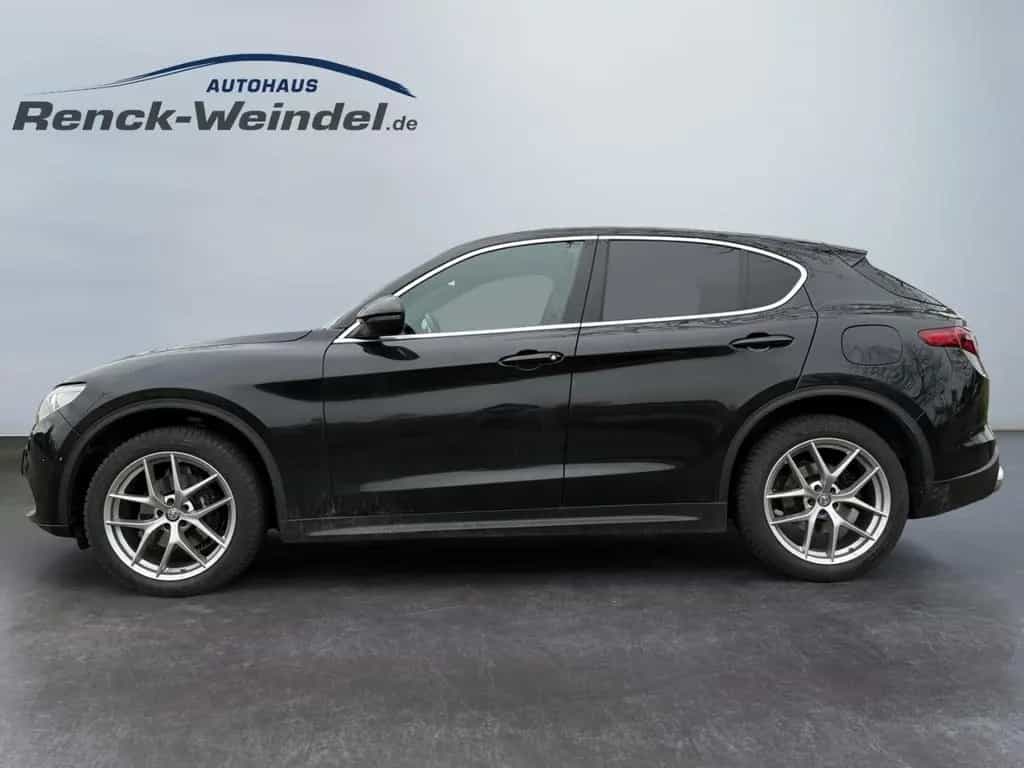 Alfa Romeo Stelvio Super Q4 2.0 Turbo Sportpaket AD Navi Di 11/2018-photo-1