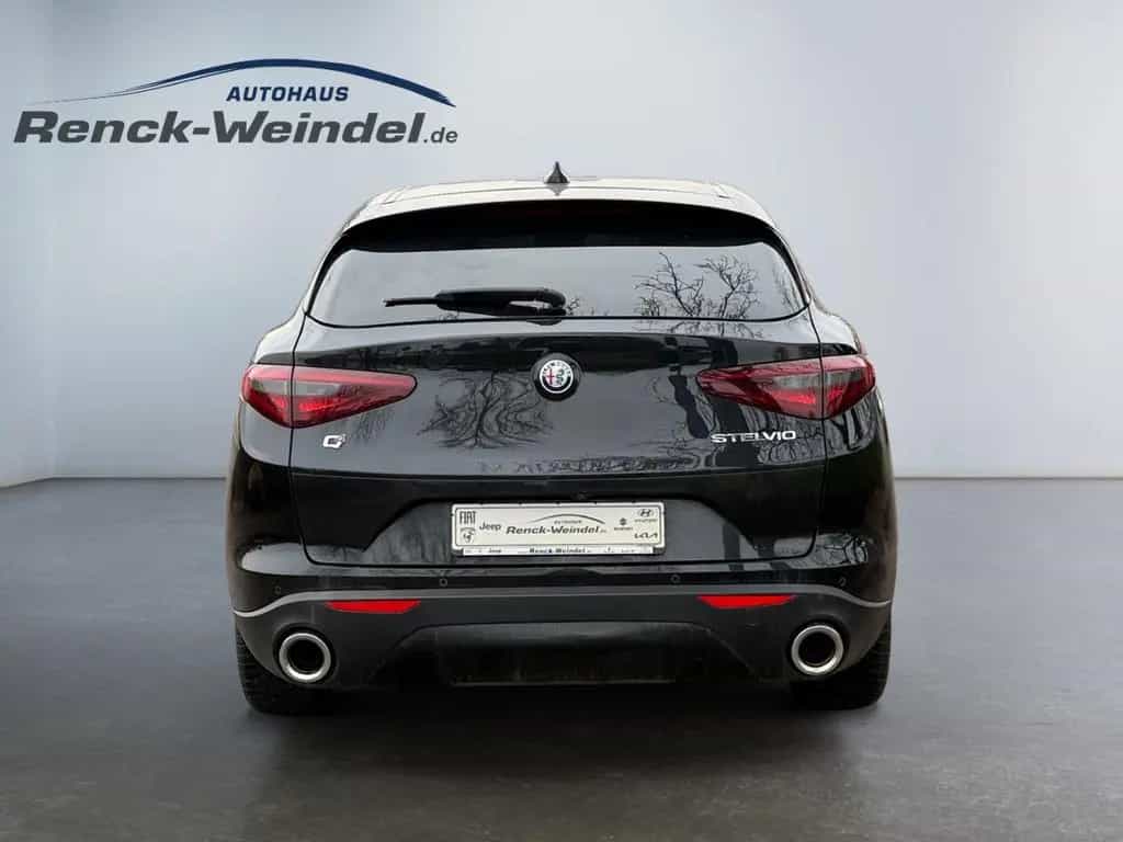 Alfa Romeo Stelvio Super Q4 2.0 Turbo Sportpaket AD Navi Di 11/2018-photo-3