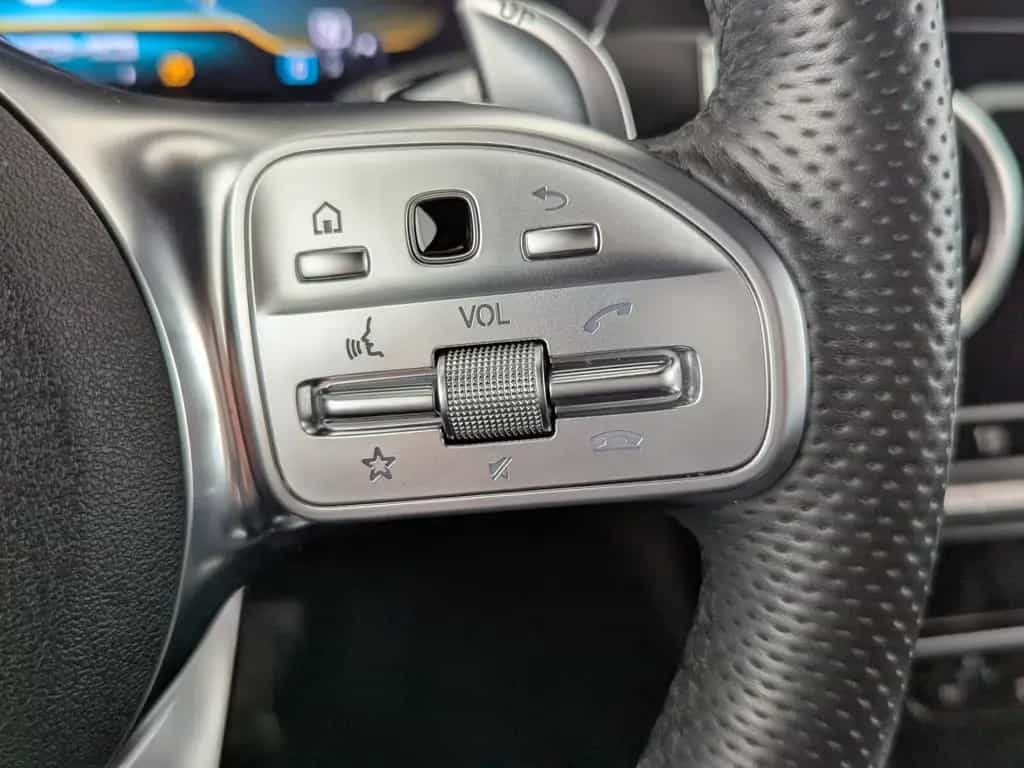 Mercedes-Benz GLC 63 AMG 4Matic LED+NAVI+SHZ+RFK+TEMP+ 01/2020-photo-25