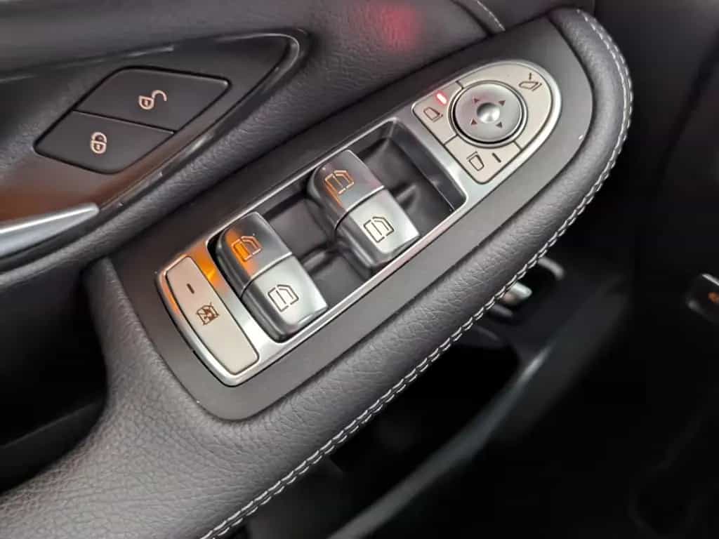 Mercedes-Benz GLC 63 AMG 4Matic LED+NAVI+SHZ+RFK+TEMP+ 01/2020-photo-26