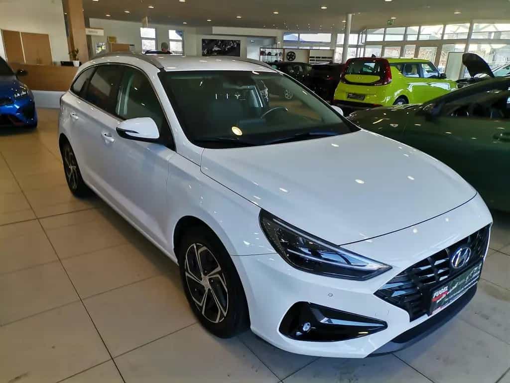 Hyundai i30 Kombi 1.0 T-GDI LED|SHZ|Car-Play|Klima 09/2021-photo-3