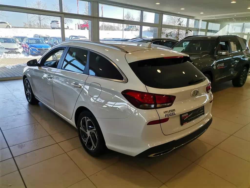 Hyundai i30 Kombi 1.0 T-GDI LED|SHZ|Car-Play|Klima 09/2021-photo-6