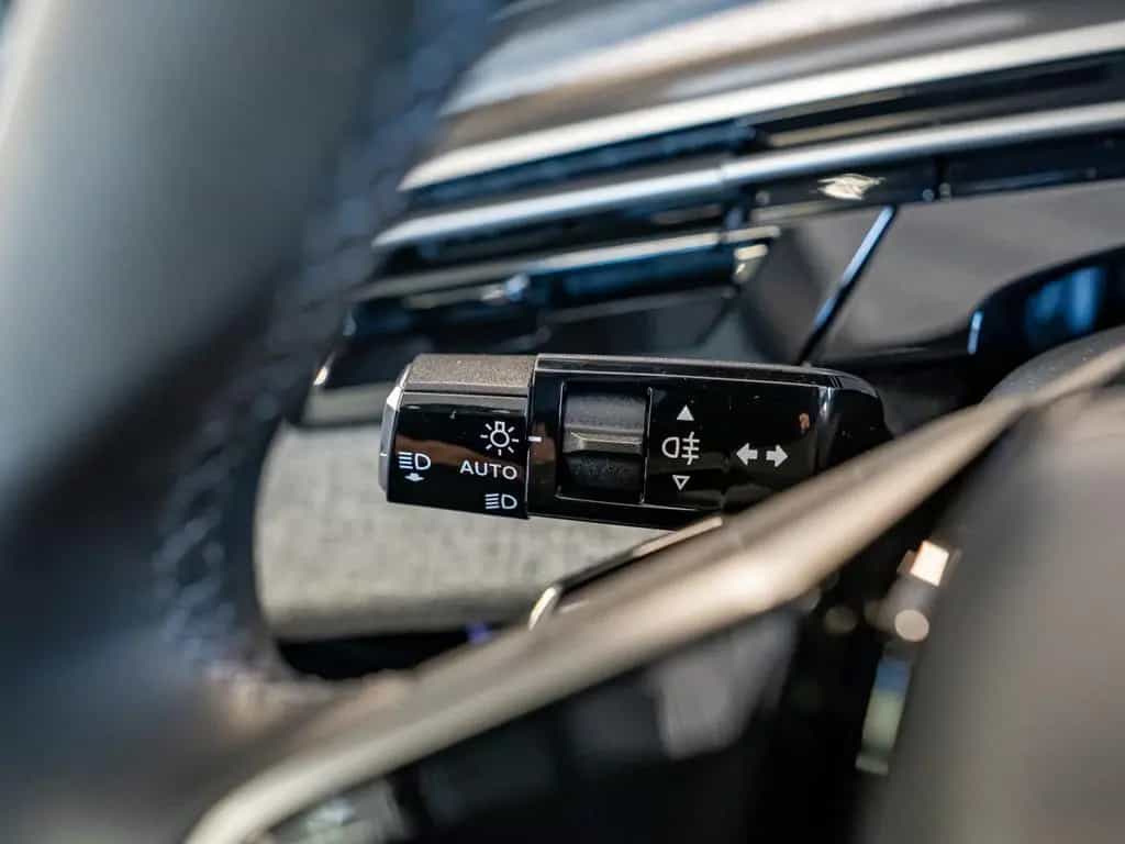 Peugeot 5008 ALLURE BUSINESS HYBRID 145 e-DSC6 7-SITZER 12/2025-photo-17
