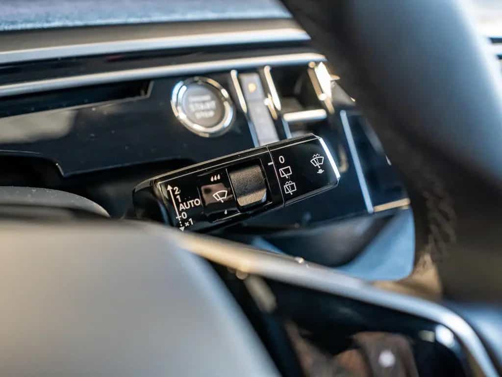 Peugeot 5008 ALLURE BUSINESS HYBRID 145 e-DSC6 7-SITZER 12/2025-photo-18