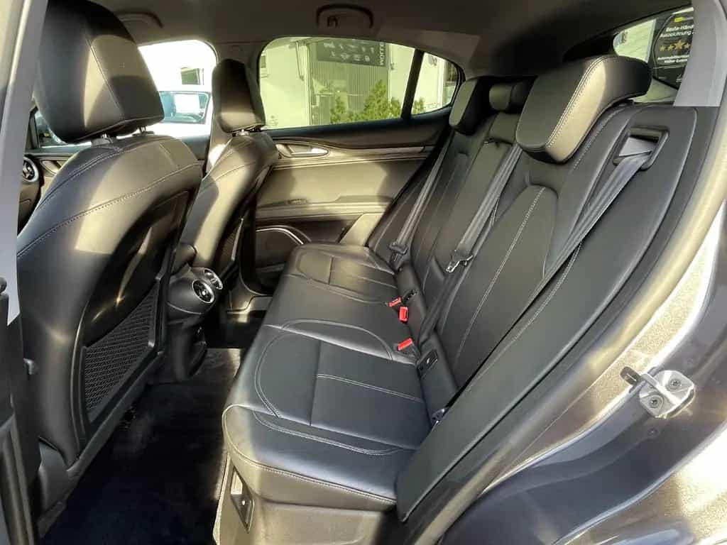 Alfa Romeo Stelvio 2.0  Q4 Autom. TOPAUSST.+Alle Insp.+2.HD 06/2019-photo-16